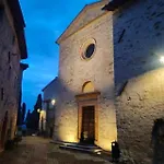 Slow Umbria Village Of *